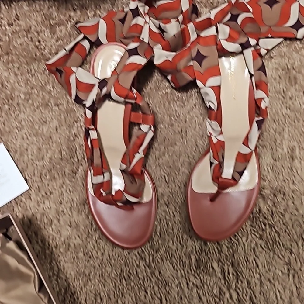 Shoes - Picture 6 of 7